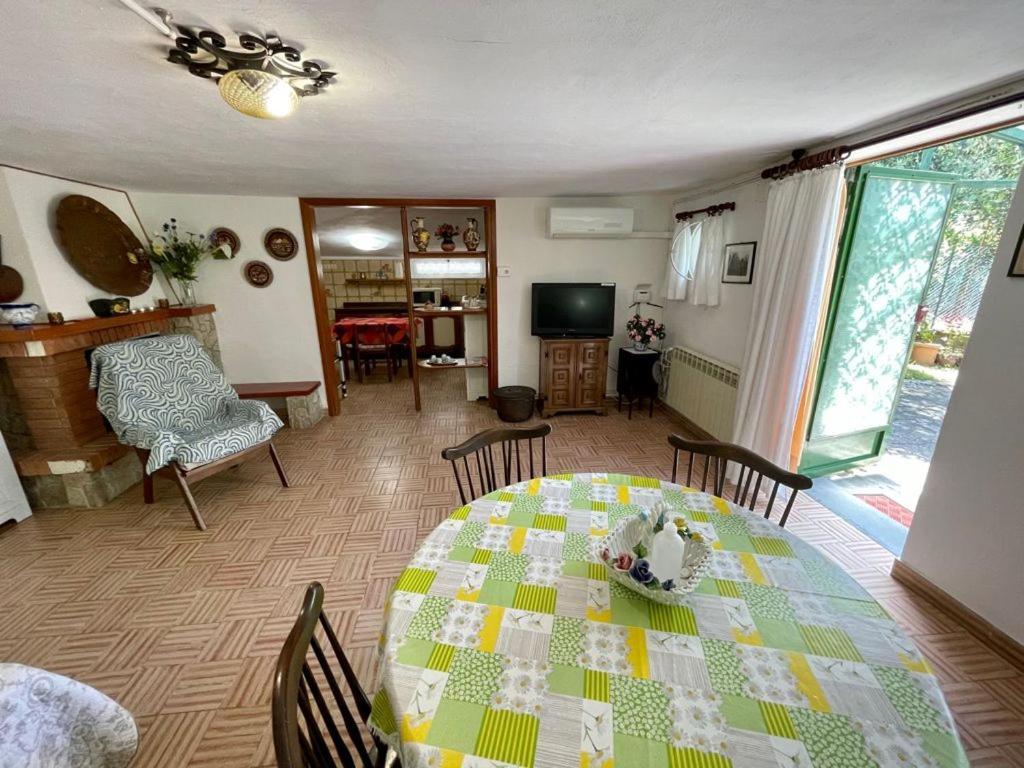 Rosy Apartment - Levanto, 5 Terre Экстерьер фото